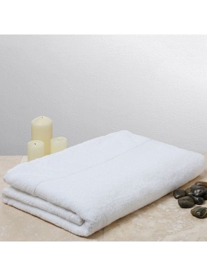 Plain Sanctuary bath sheet Christy 600 GSM